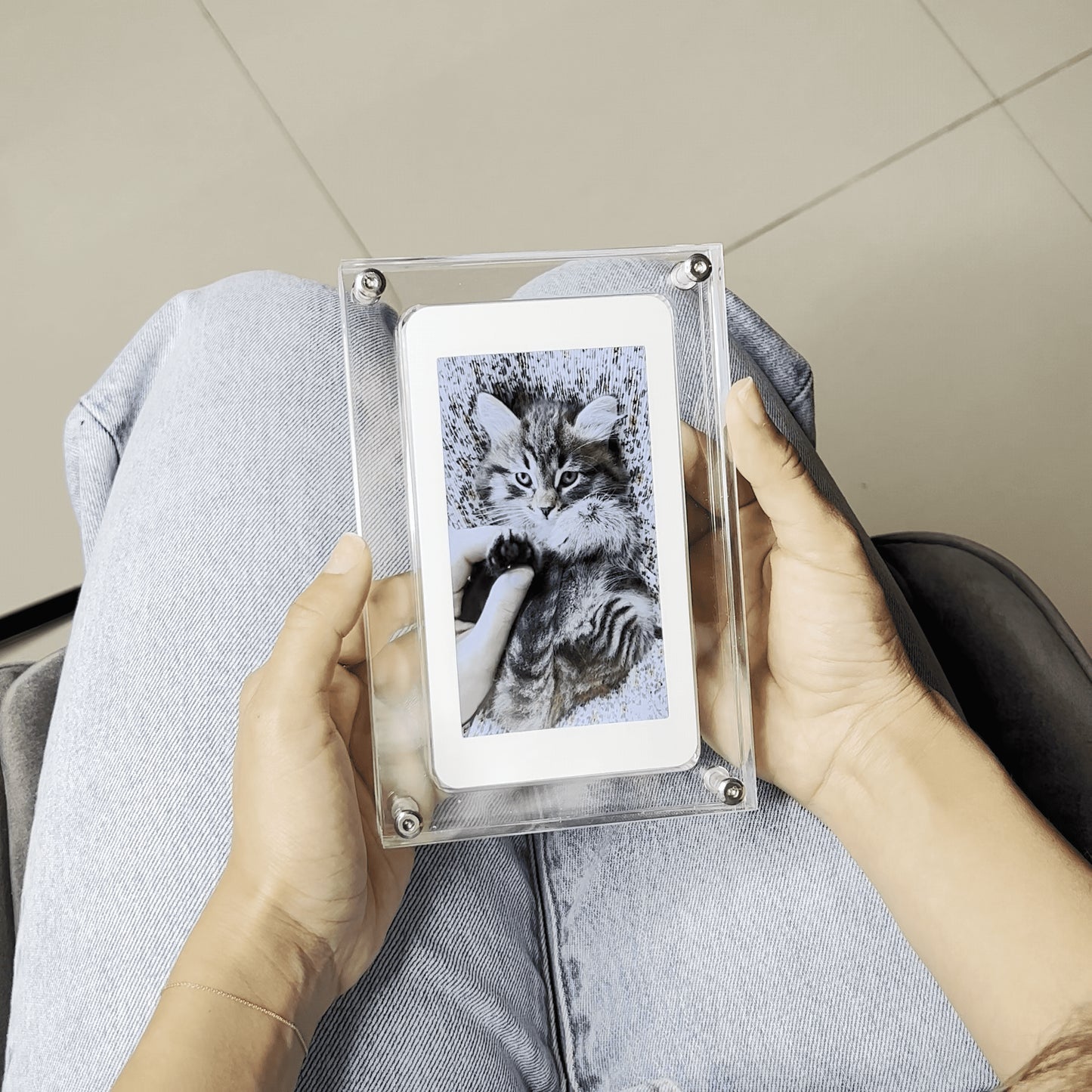 Personalized Motion Video Frame